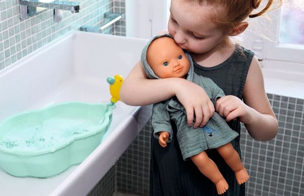Accessoires pour donner le bain à sa poupée